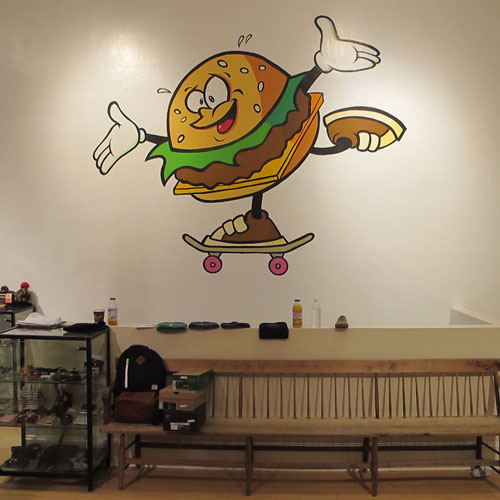 evoker bodega mural hamburger